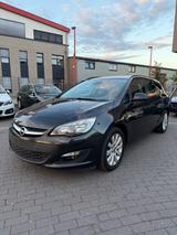 Opel Astra Sports T. 2.0 CDTI ecoFLEX Style S/S - gebrauchte Opel Astra aus dem Jahr 2015