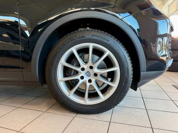 Porsche Cayenne - 6