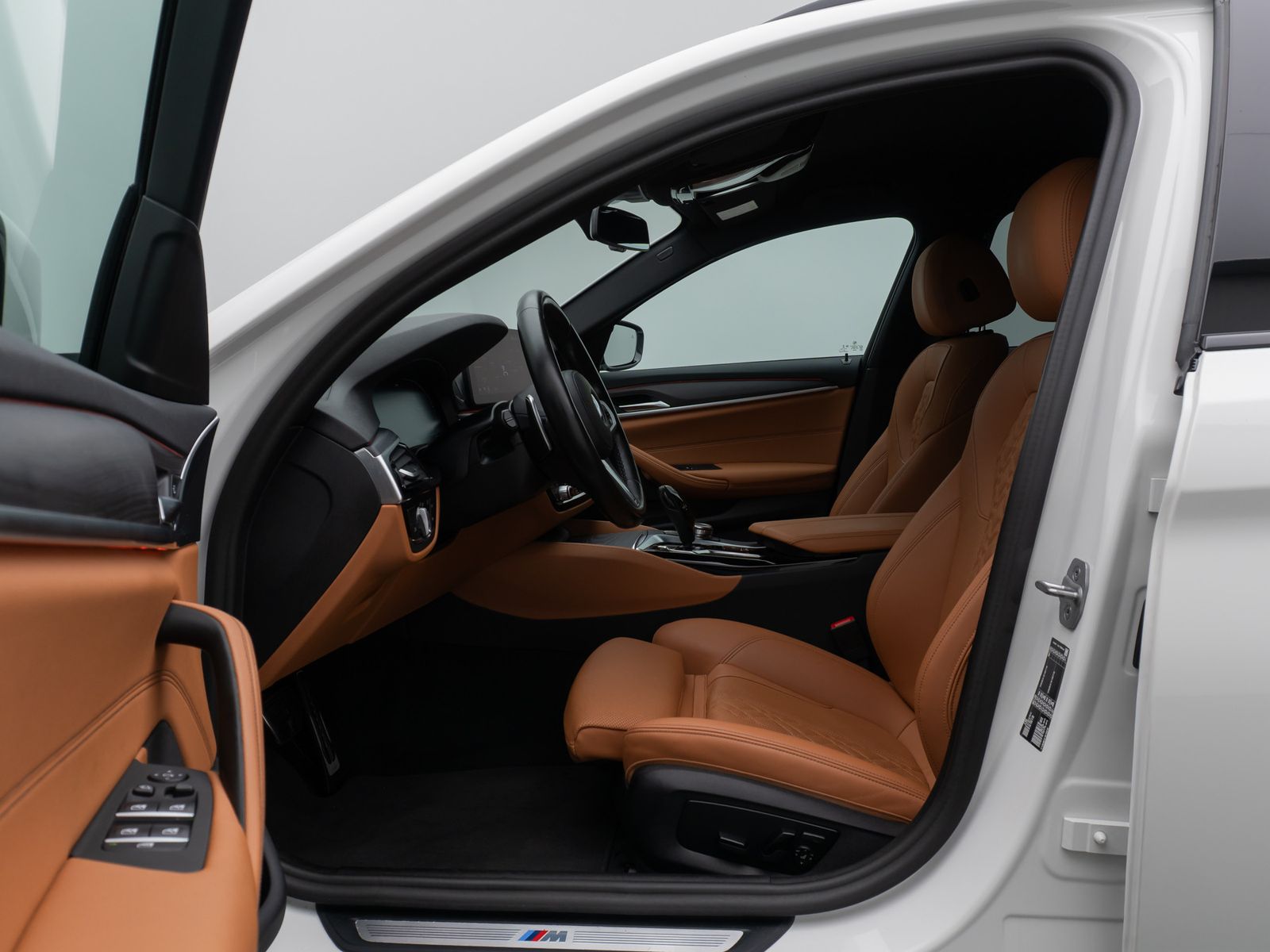 Fahrzeugabbildung BMW 520d M Sport Laser DAB Kamera 4*Klima Alarm 18"