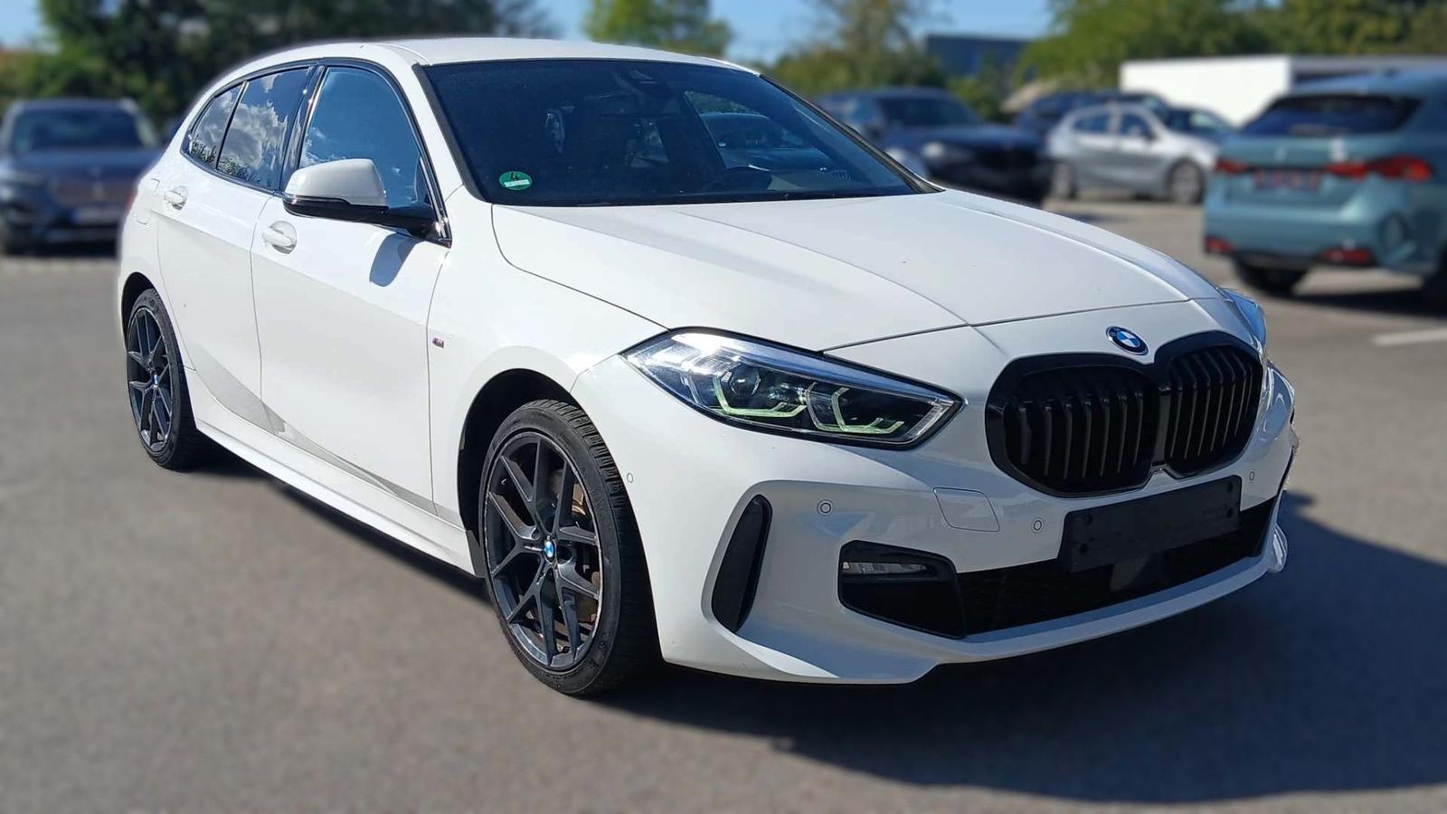 BMW 120 i Aut. M Sport HIFI/ACC/LED/MULTI/WIFI