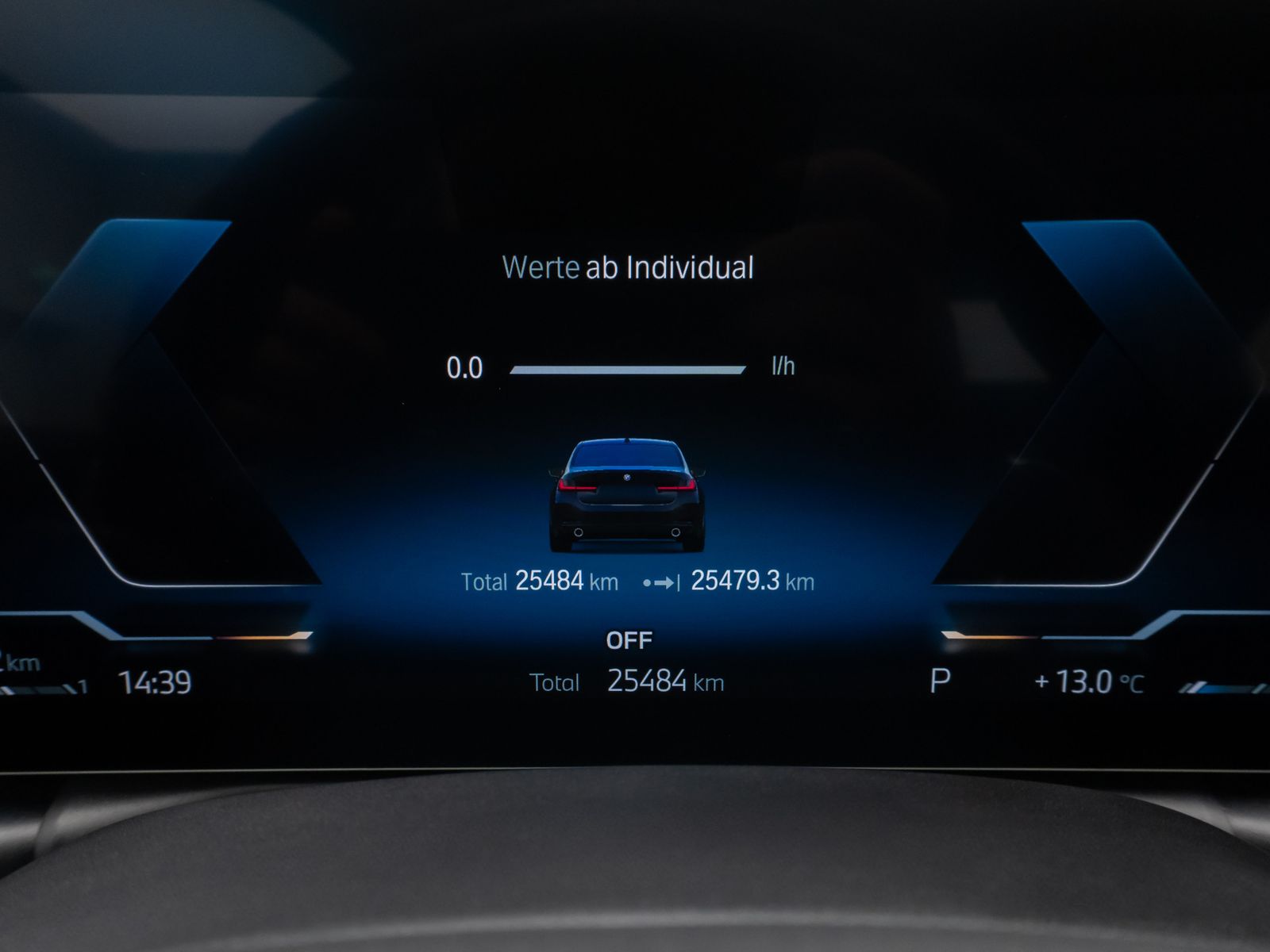 Fahrzeugabbildung BMW 330d xD Lim. Kamera DAB Leder Alarm Sport 18Zoll