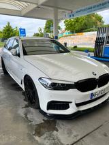 BMW 540i xDrive Touring A -G31 - BMW 5er Reihe: Kombi, G31