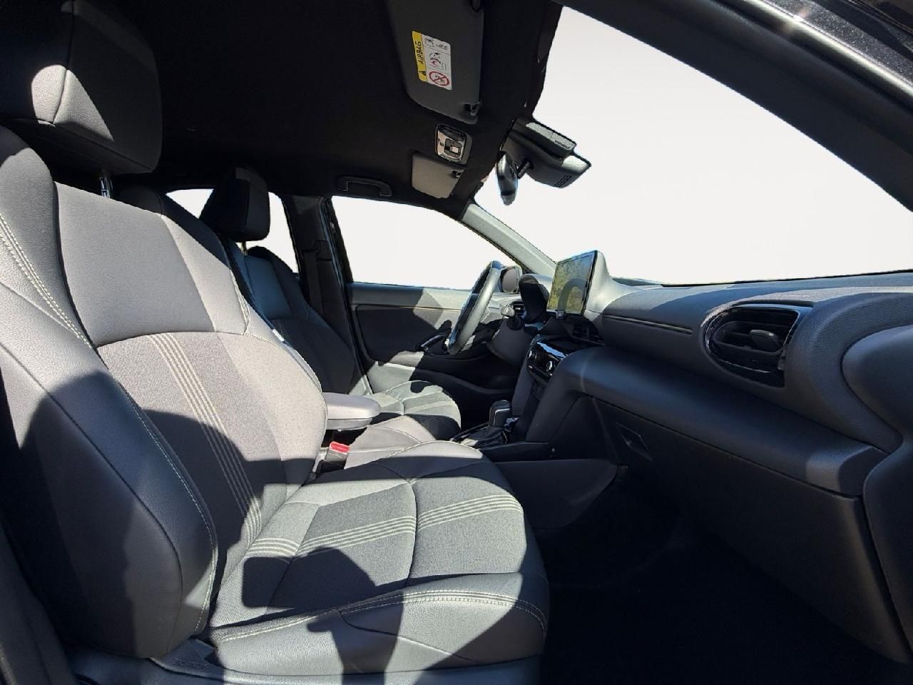 Fahrzeugabbildung Toyota Yaris Cross Hybrid FWD Adventure