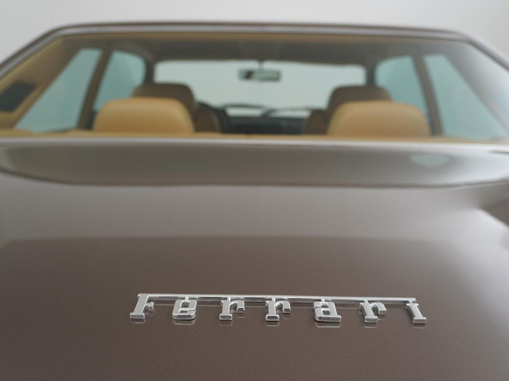 Ferrari 412 GT Verfugbar ab oktober