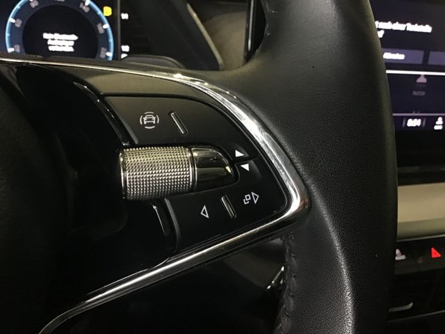 Fahrzeugabbildung Skoda Octavia Style 1.5 TSI Combi HUD/LED/SHZ/Tempo
