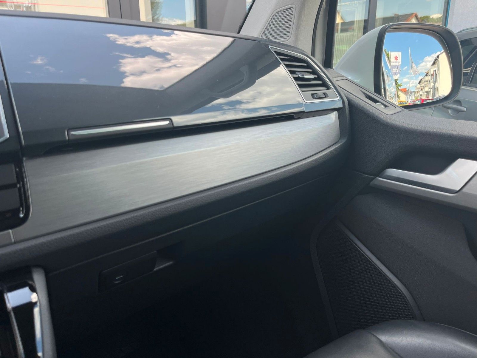 Fahrzeugabbildung Volkswagen T6 Multivan 2.0TDI 4Motion Comfortline*RFK*AHK*