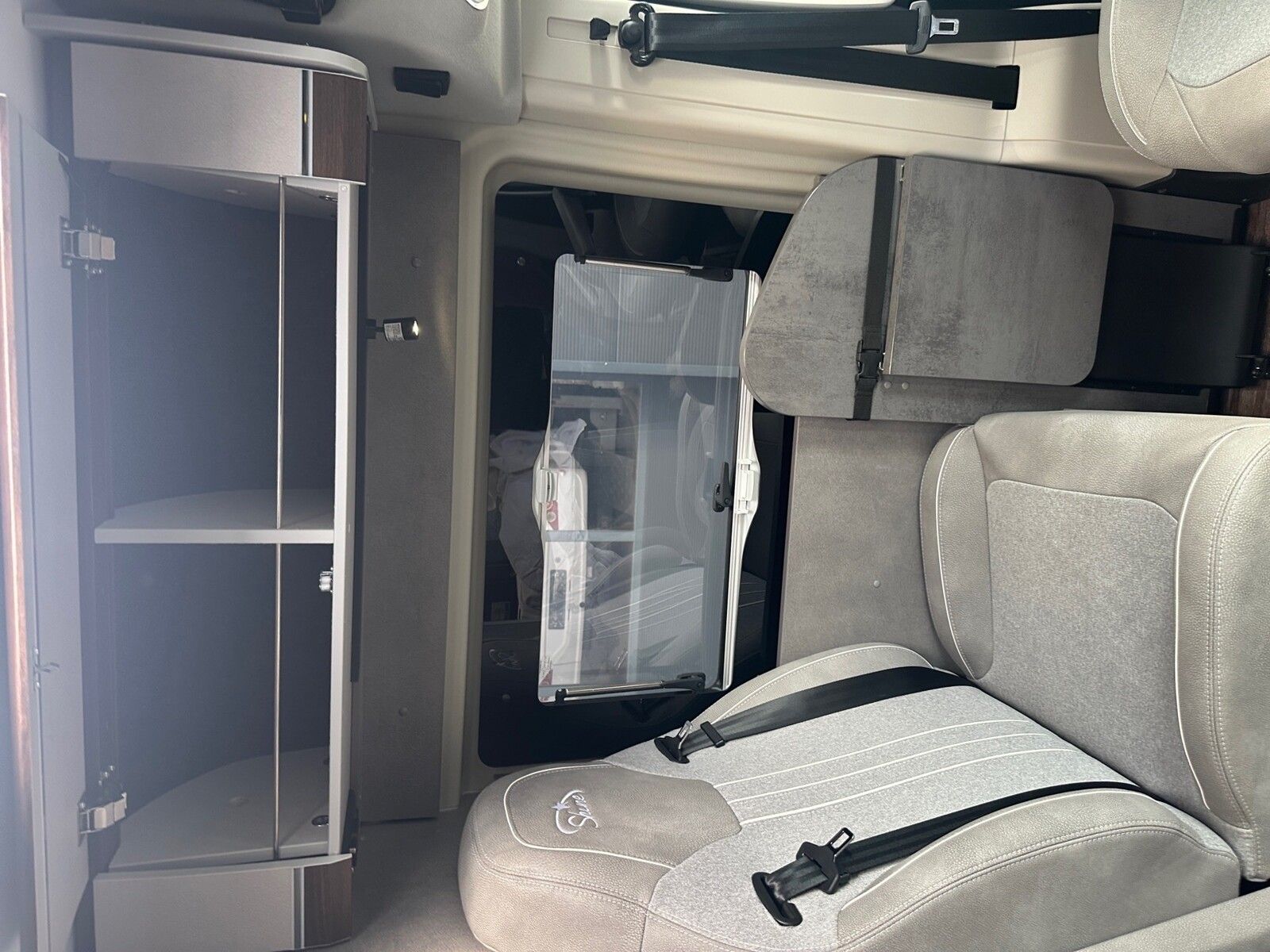 Fahrzeugabbildung Pössl Summit Shine 600 L Citroen 140 PS Markise,AHK,RK