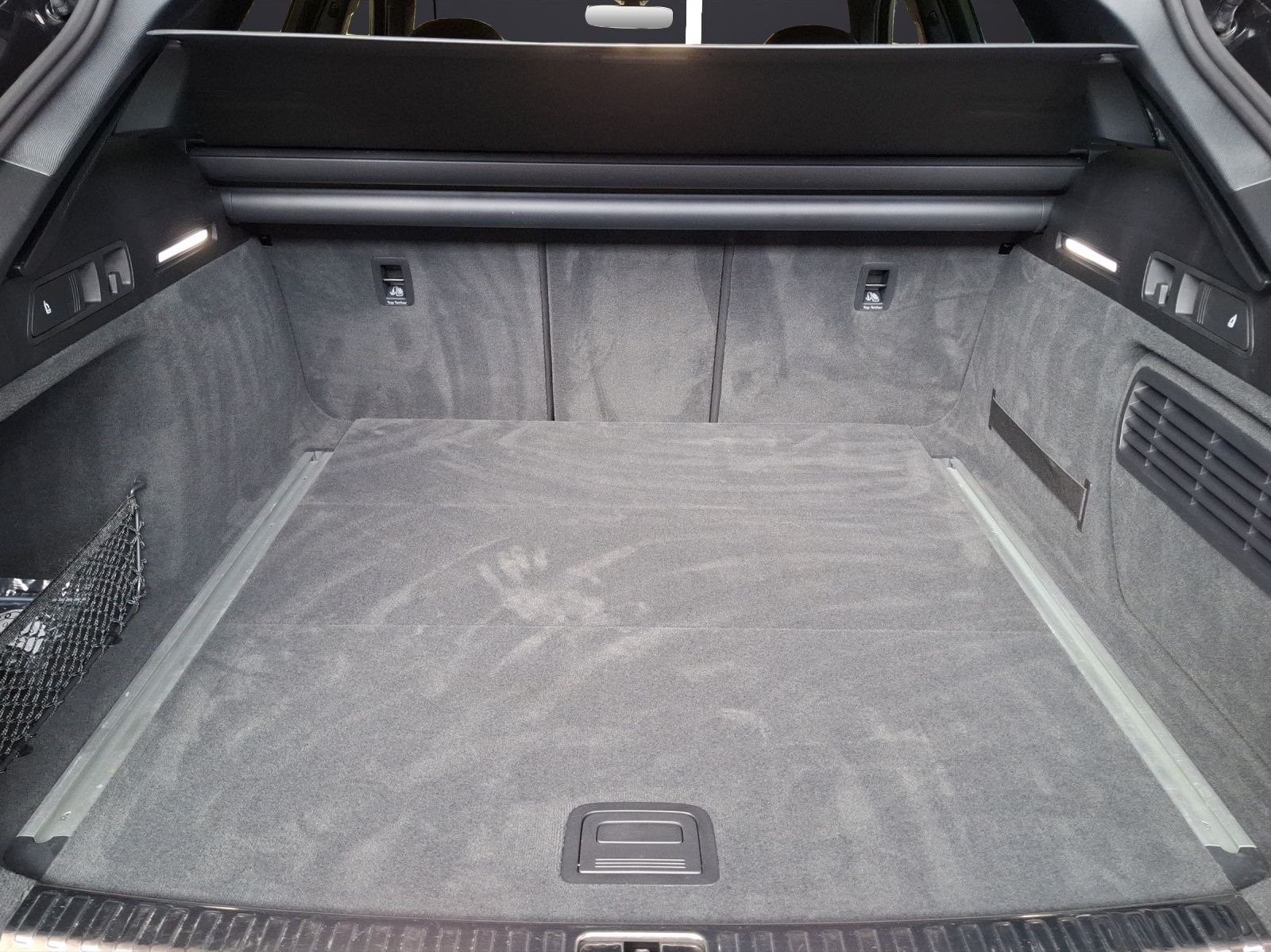 Fahrzeugabbildung Audi A6 Avant 40 TDI quattro sport LED Navi ACC AHK R