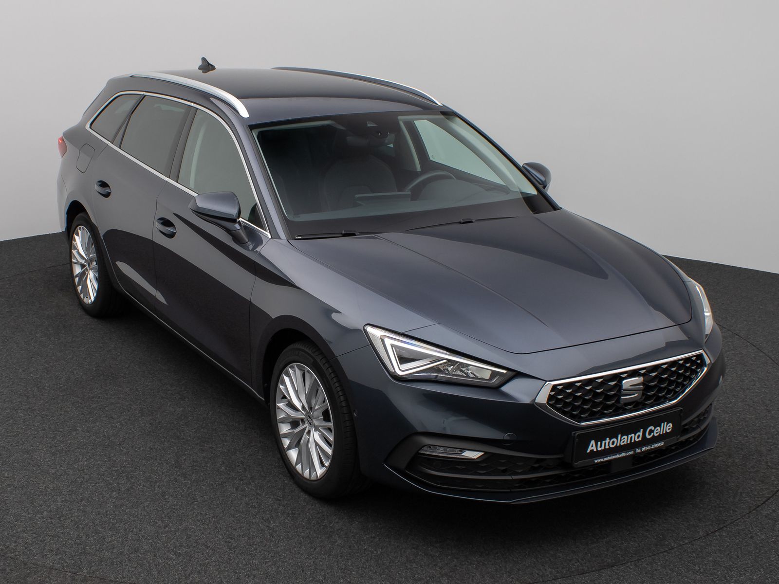 Fahrzeugabbildung SEAT Leon Sportstourer Xcellence Kamera LED 8fach ACC