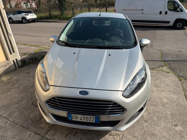 Ford Fiesta 1.0 80CV 5 porte OK neopatentati 900