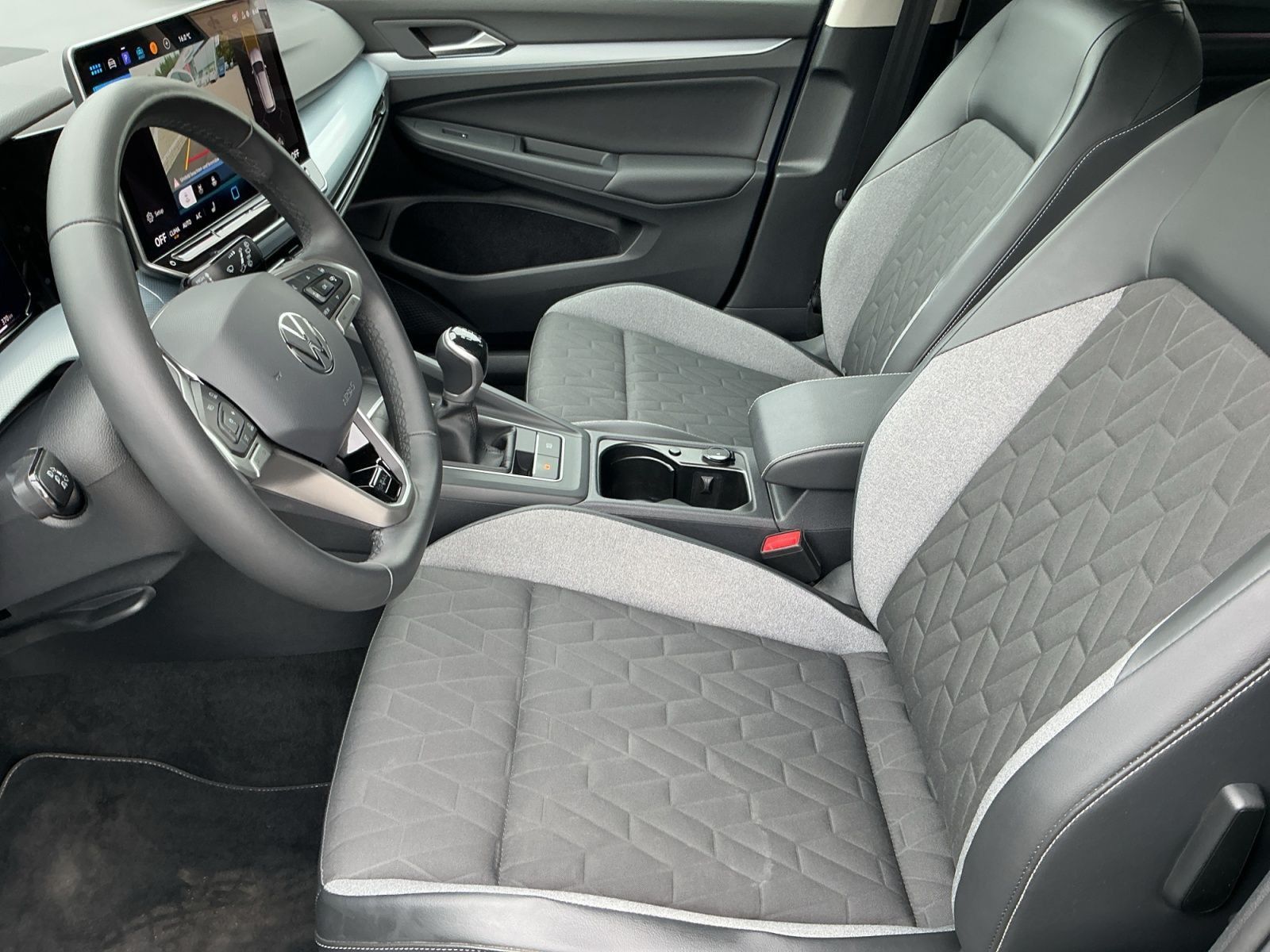Volkswagen Golf - Bild 12