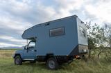 Toyota Land Cruiser GRJ79 Overlander  Autark - Allradantrieb Land