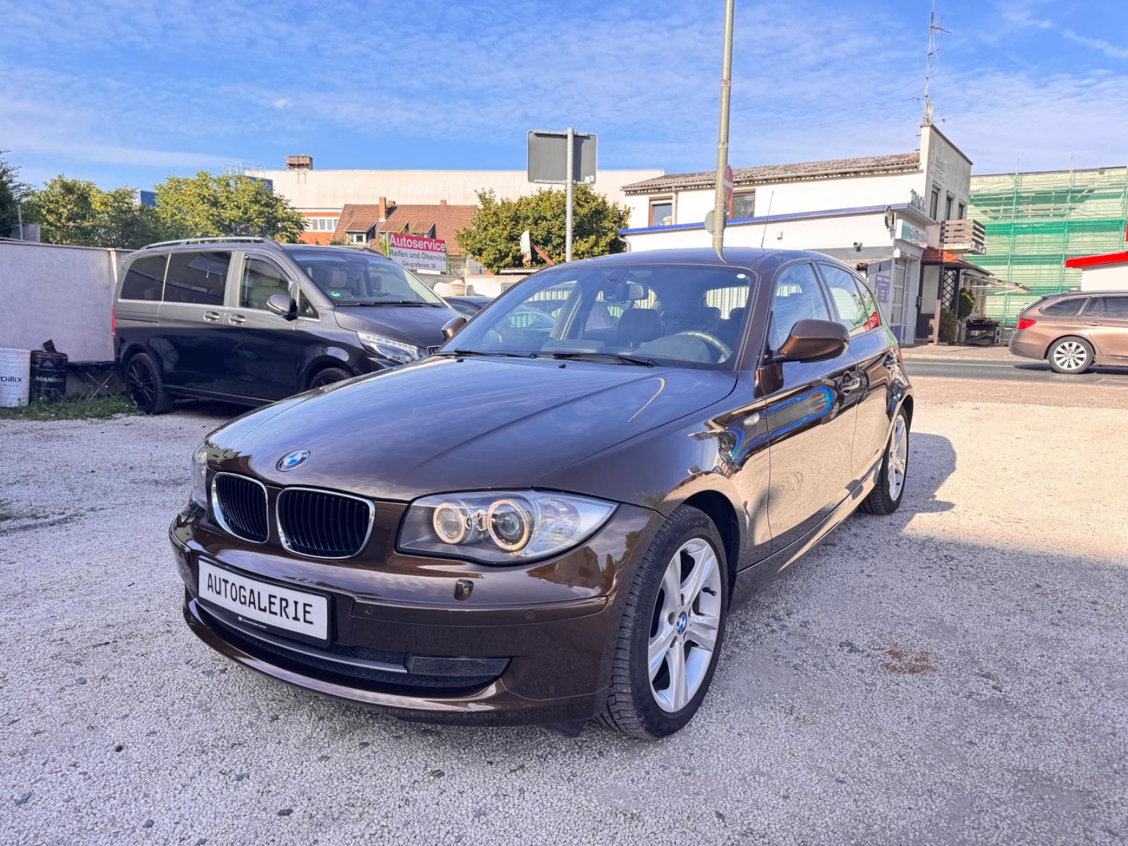 BMW 118d Edition Lifestyle  Leder-Navi-Xenon.!