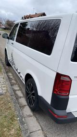 Volkswagen VW  BUS - Schnäppchen - VW T6 Kombi von privat