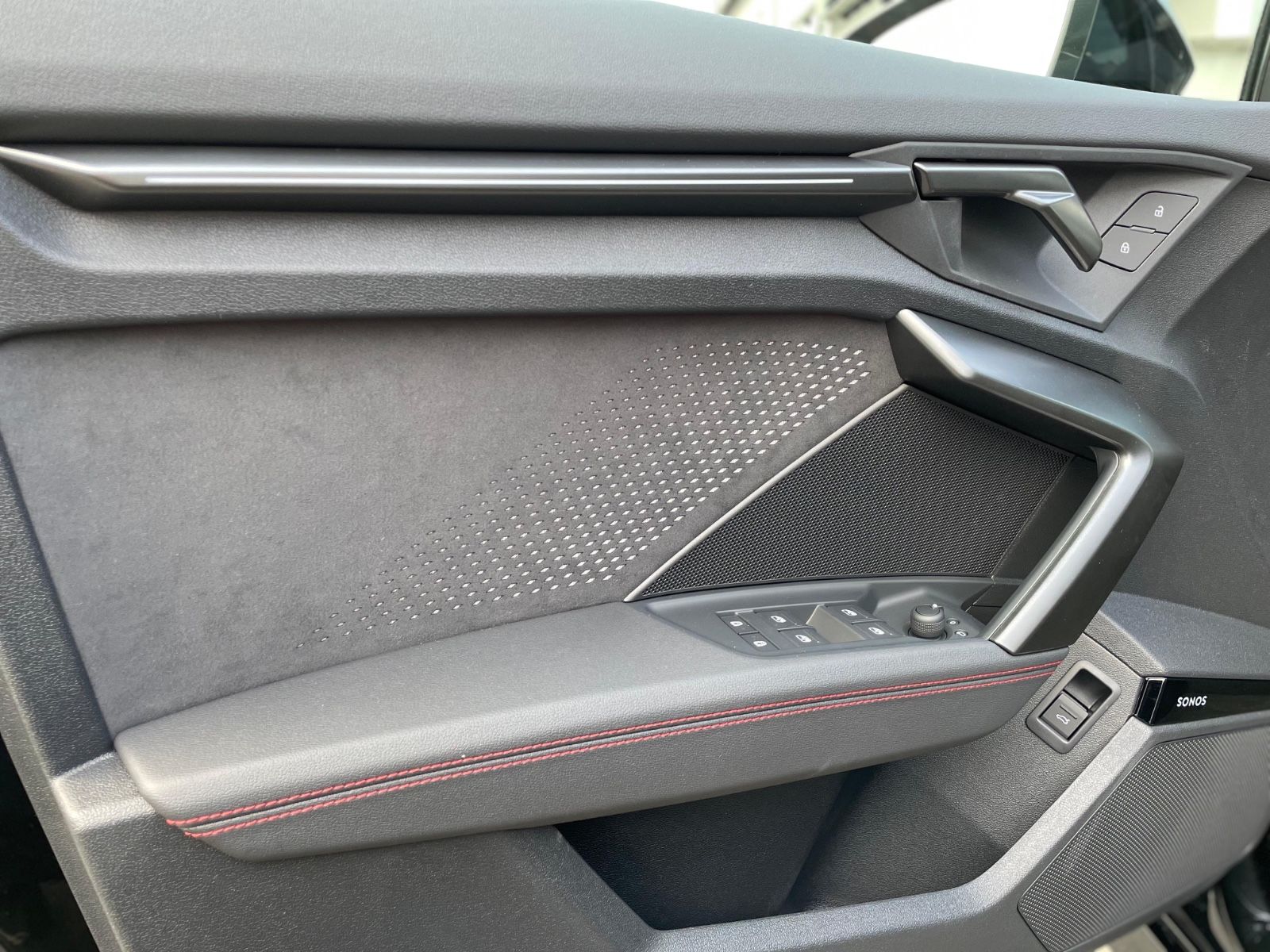 Fahrzeugabbildung Audi RS3 SB Facelift |Matrix|ACC|Sonos|RS-Schalen|HUD