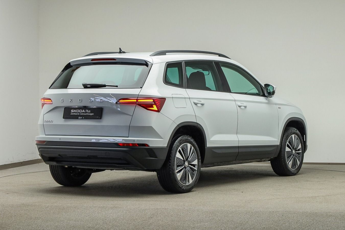 Skoda Karoq 1.5 TSI DSG TOUR*LED*AHK*KAMERA*PDC*SHZ*NA imagem 3