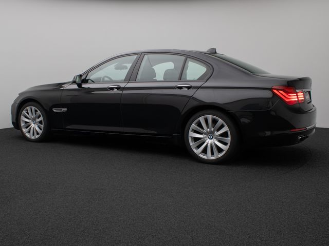 Foto Nummer 10: BMW 740d