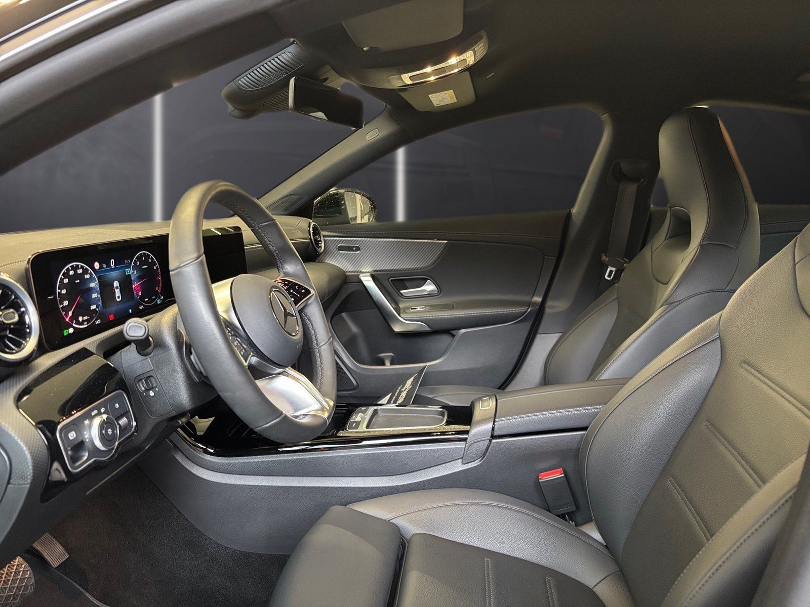 Fahrzeugabbildung Mercedes-Benz CLA 180 Progresive*Totwinkel*LED*Kamera*Sportsi*