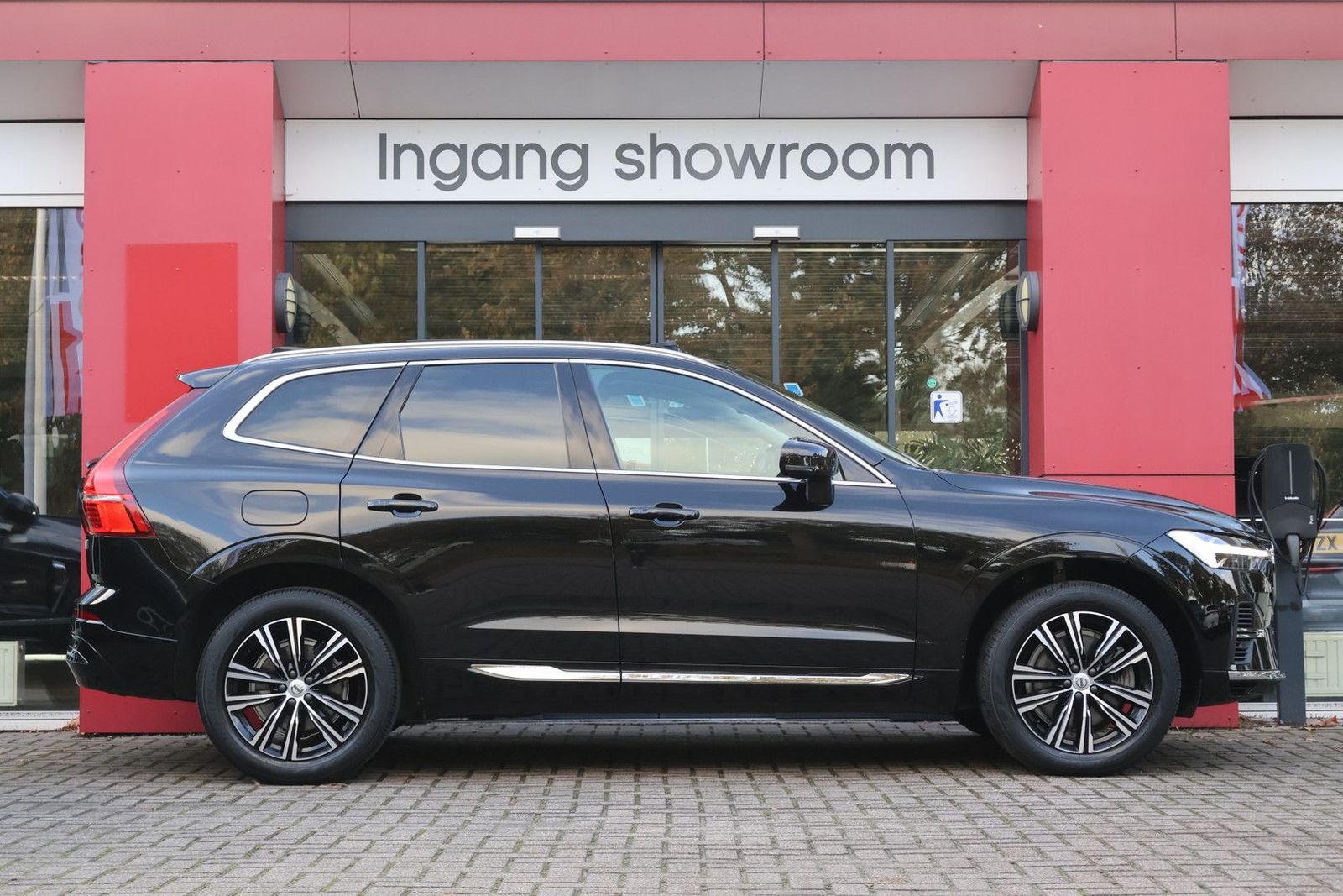 Volvo XC60 2.0 T6 Plug-in hybrid AWD Inscription | Ori imagem 3