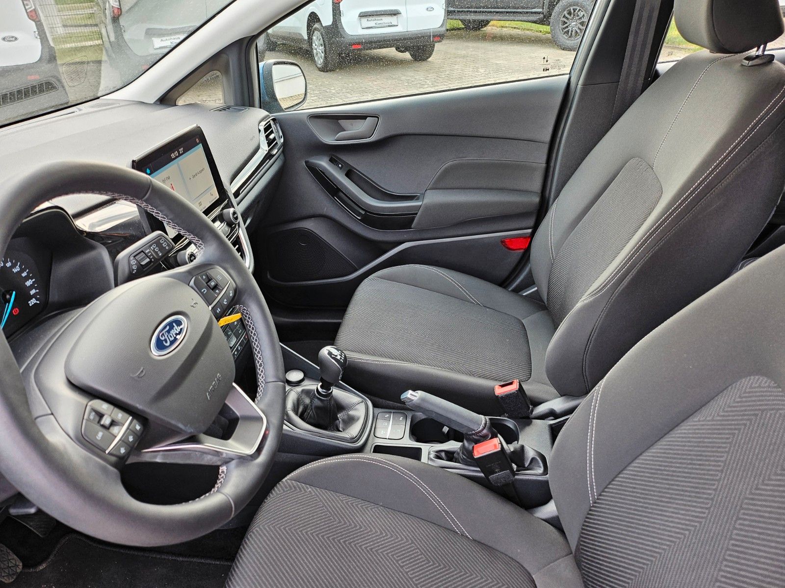 Fahrzeugabbildung Ford Fiesta Cool & Connect