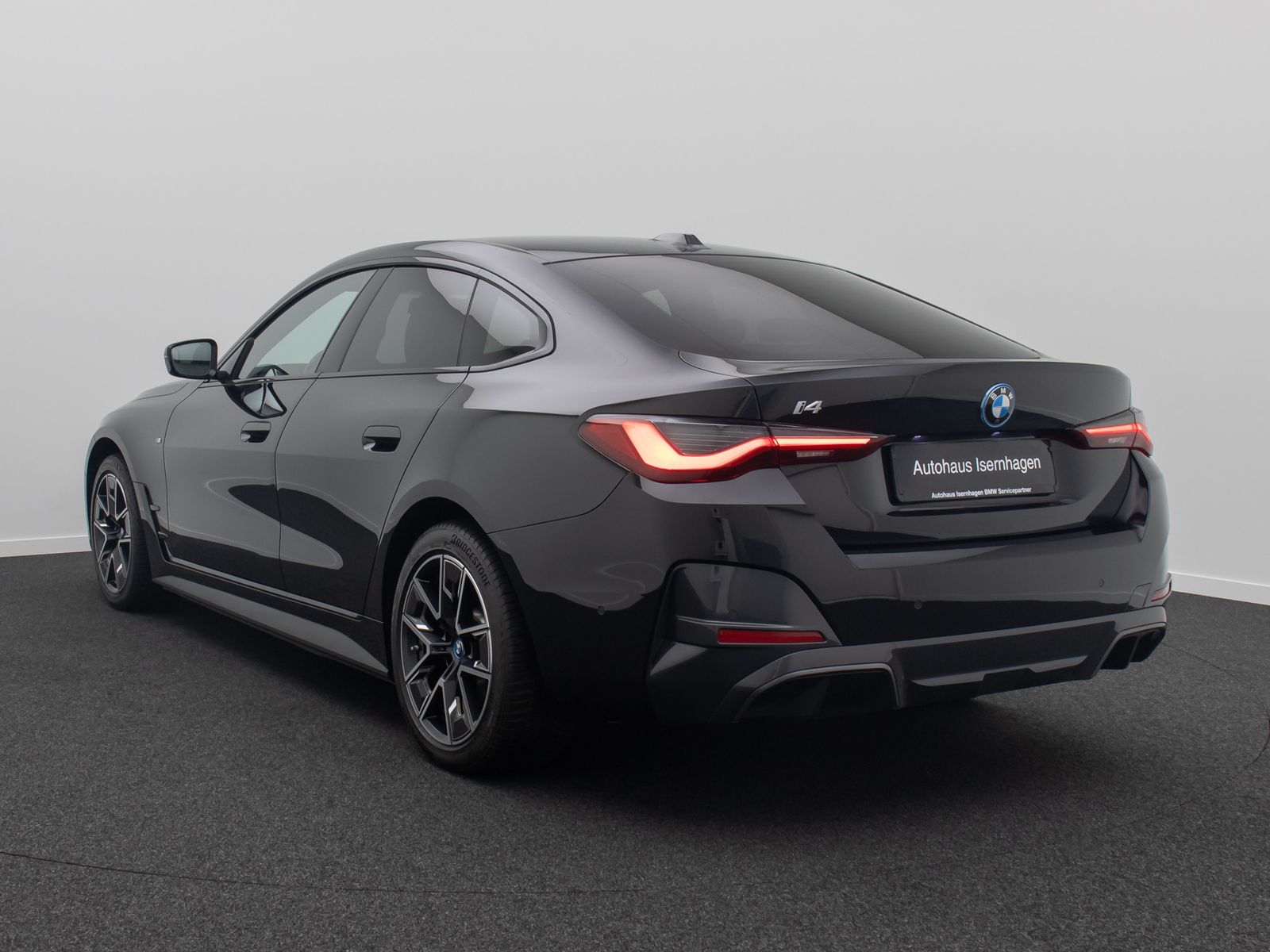 Fahrzeugabbildung BMW i4 eD40 Gran Coupe M Sport Alarm DAB H/K 18Zoll