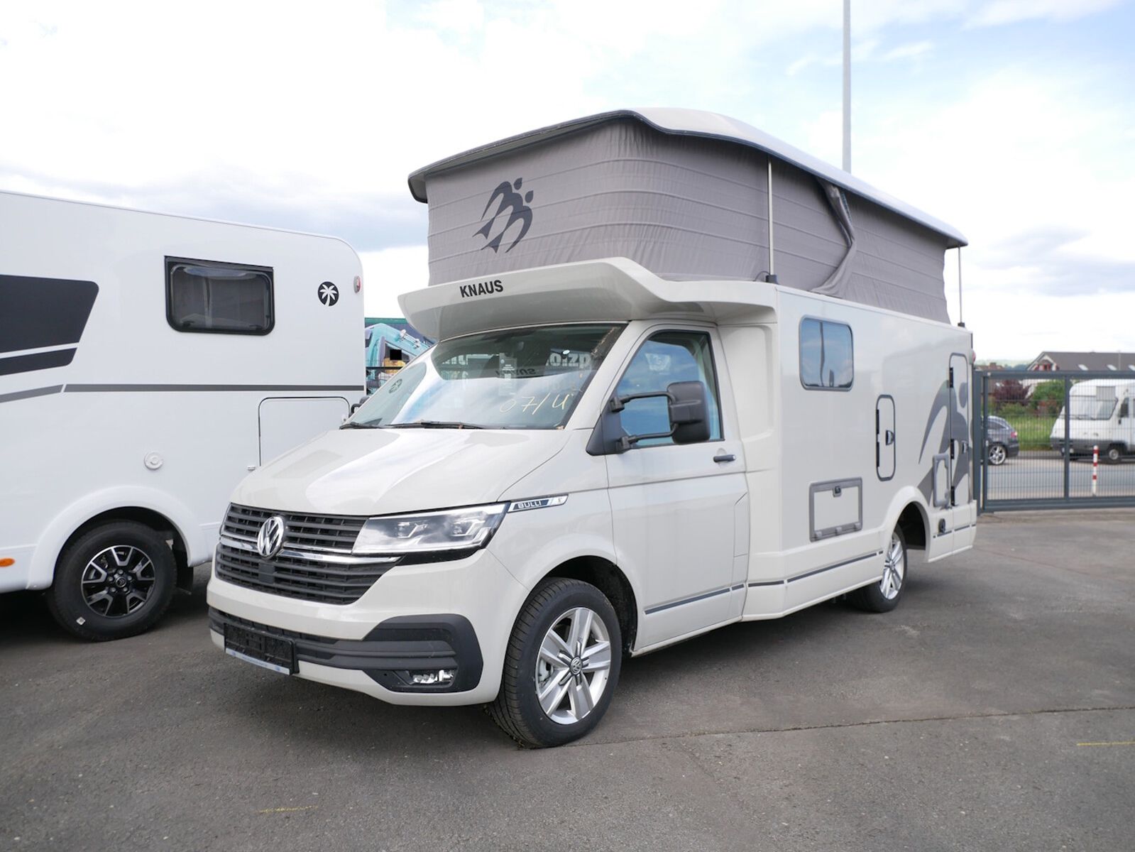 Fahrzeugabbildung Knaus Tourer CUV CUVISION 500 LT SlideBett 3,5t eStufe