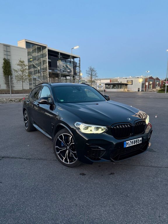 Image of BMW X4 M