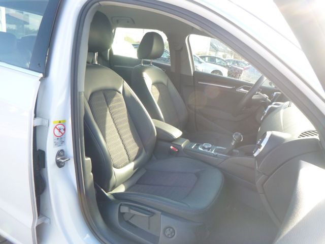 Fahrzeugabbildung Audi A3 Sportback 30 g-tron >AUT/Navi/LED/SHZ<