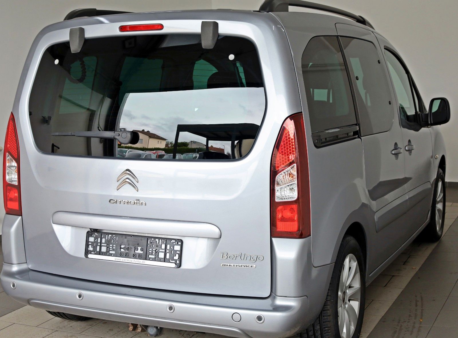 Fahrzeugabbildung Citroën Berlingo Kombi Shine Navi,SH,PDC,Kamera,SR+WR
