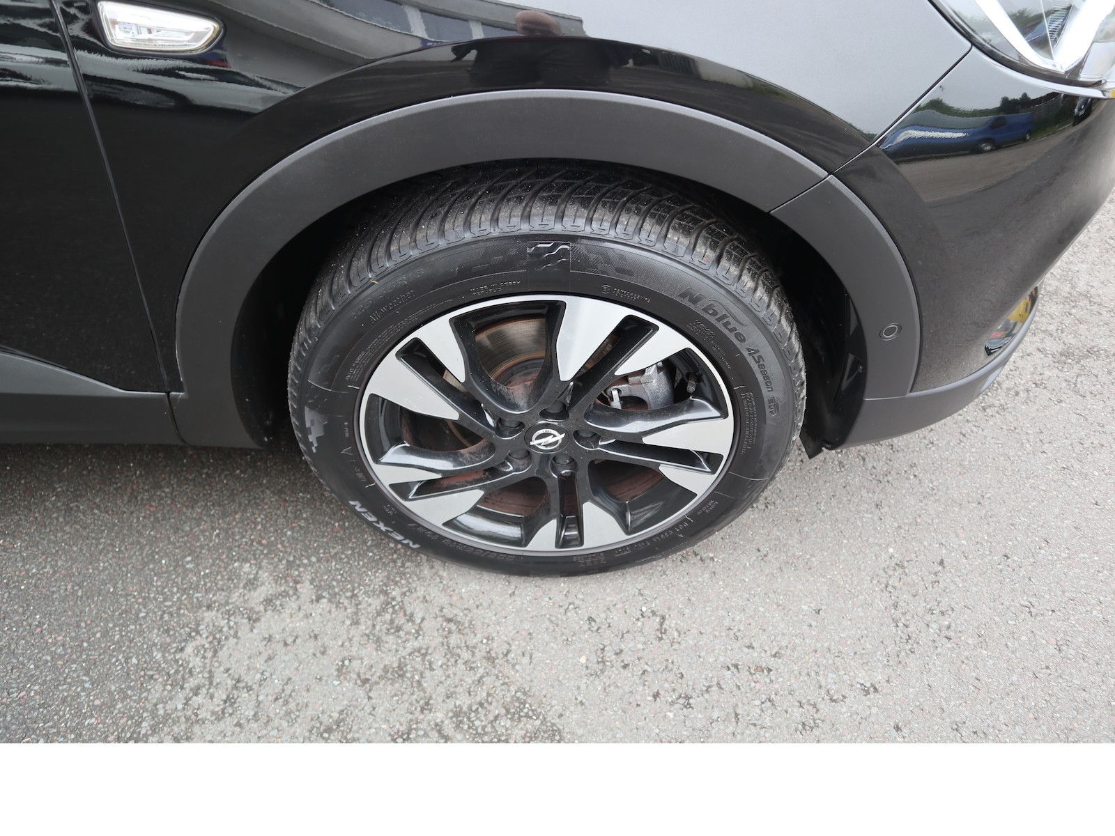 Fahrzeugabbildung Opel Grandland X Belüftete Sitze Navi Scheckheftgepf