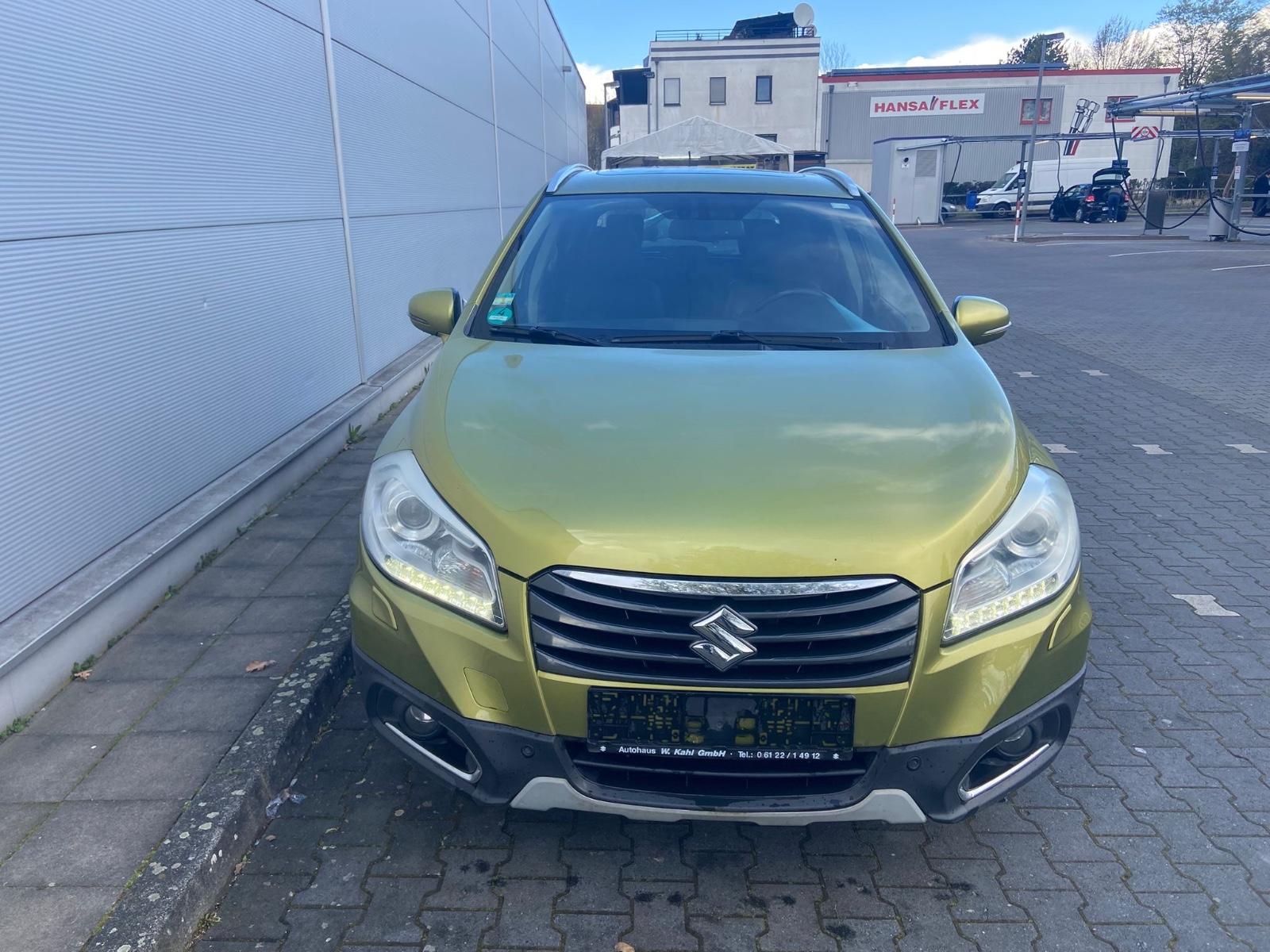 Suzuki SX4 Comfort + 4x4 Navi Kamera Tüv Neu Leder!!!