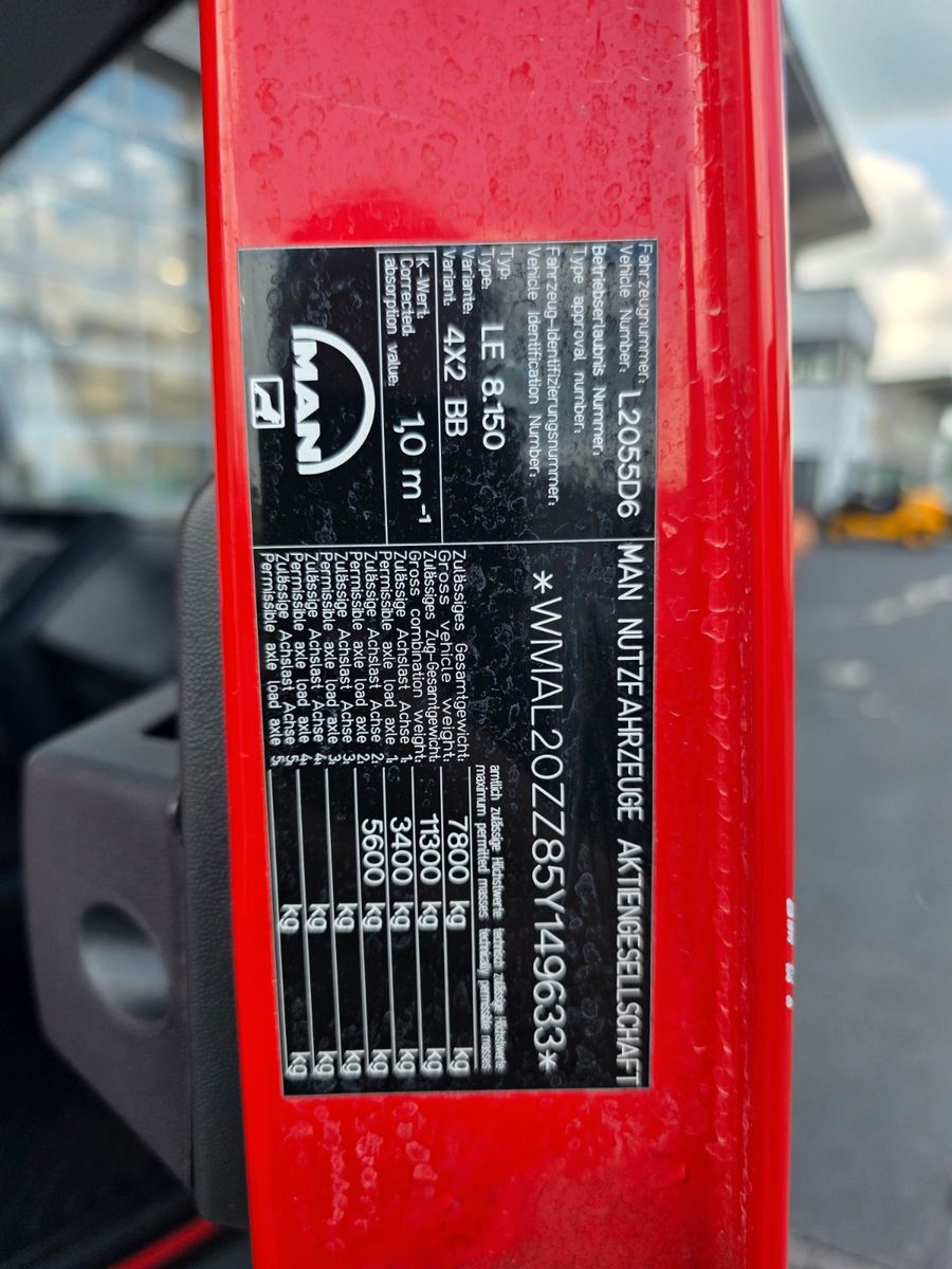 Fahrzeugabbildung MAN LE 8.150 Schaum-Löschfahrzeug 2.500L SLF 25/25