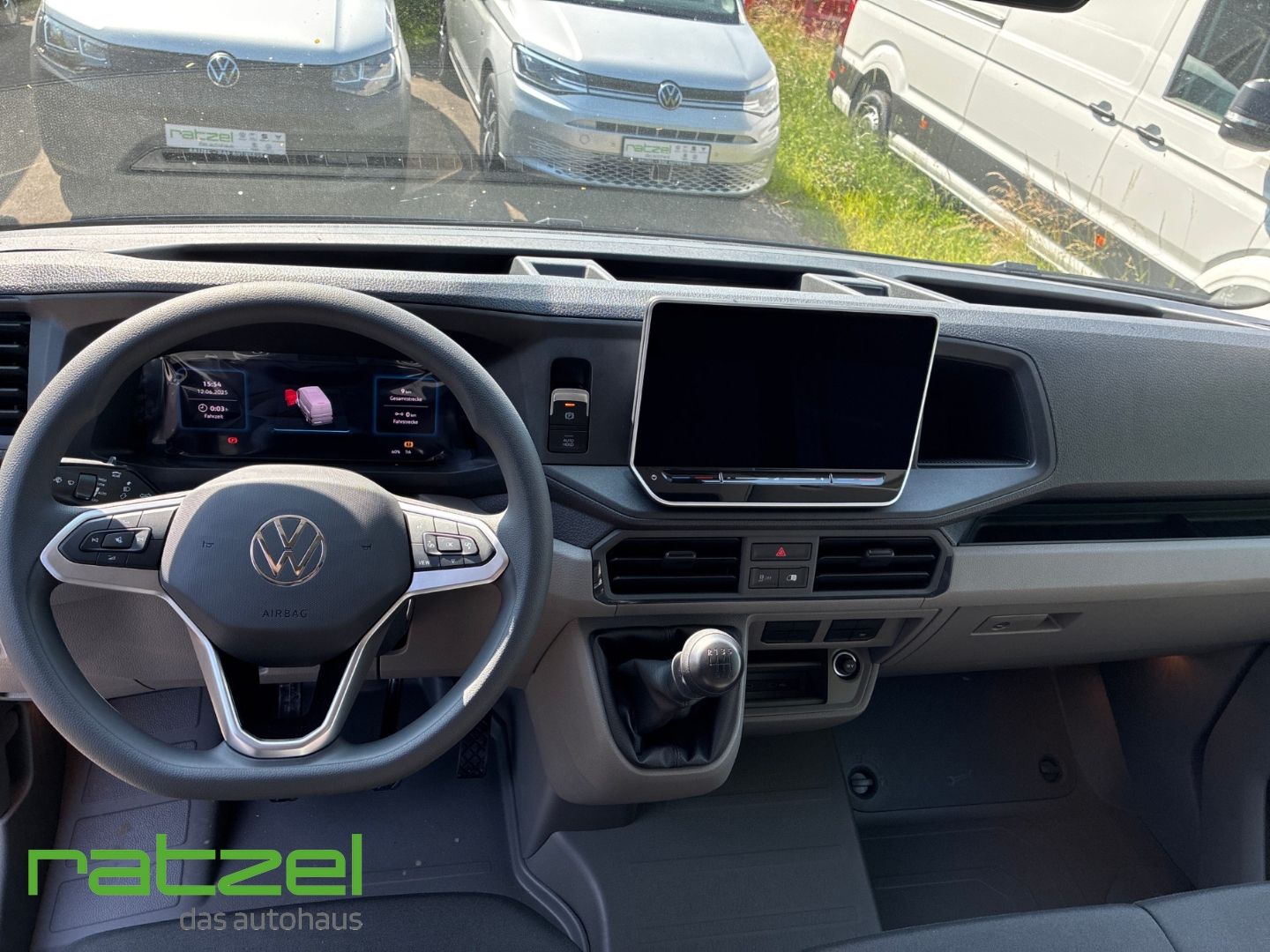 Fahrzeugabbildung Volkswagen Crafter 35 Kasten HD AHK+Holzboden+AHK+Navi+Rega