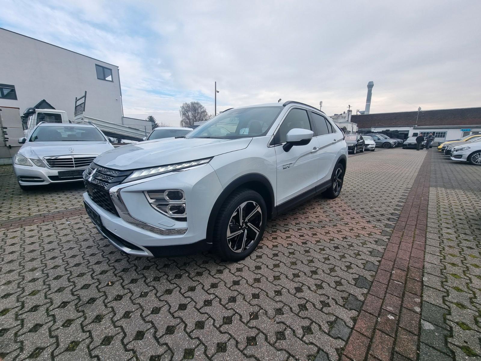 Mitsubishi Eclipse Cross Plus Hybrid 4WD-HEAD.UP-KAMERA-