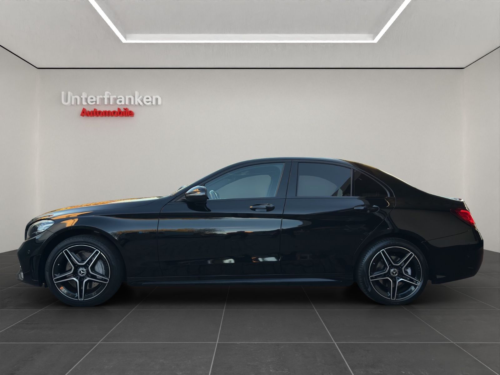 Mercedes-Benz C 300e AMG LINE-KAMERA-KEYLESS-SPUR-TOTWI-LED imagem 2