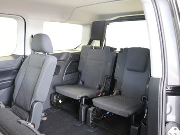 Volkswagen Caddy Maxi LIFE 2.0TDI NAVI KAMERA PDC AHK 7SITZ