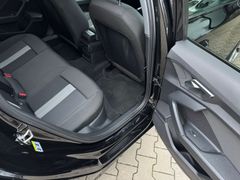 Fahrzeugabbildung Audi A3 Limousine 35 TFSI advanced Navi Sitzh 18" Alu