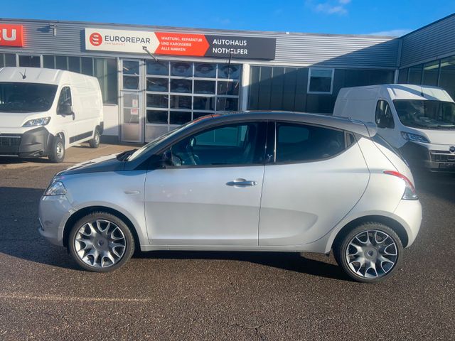 Lancia Ypsilon Platinum AUTOMATIk Optische Mängel Expor