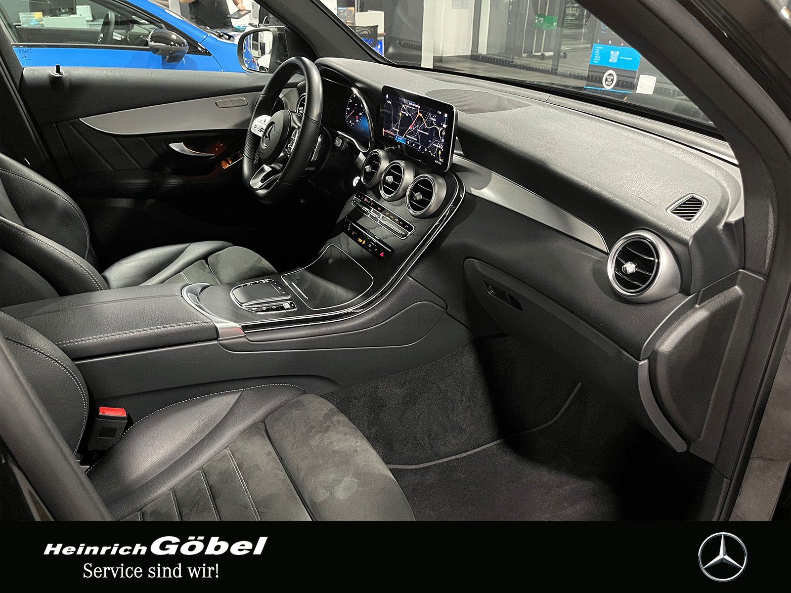 Fahrzeugabbildung Mercedes-Benz GLC 220 d 4M AMG+TOTWINKEL+DISTRONIC+LED+MBUX