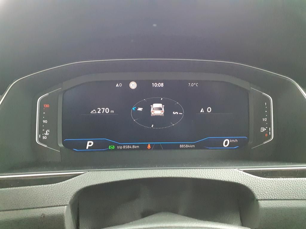 Fahrzeugabbildung Volkswagen Passat Variant TDI Business DSG Matrix Navi AID