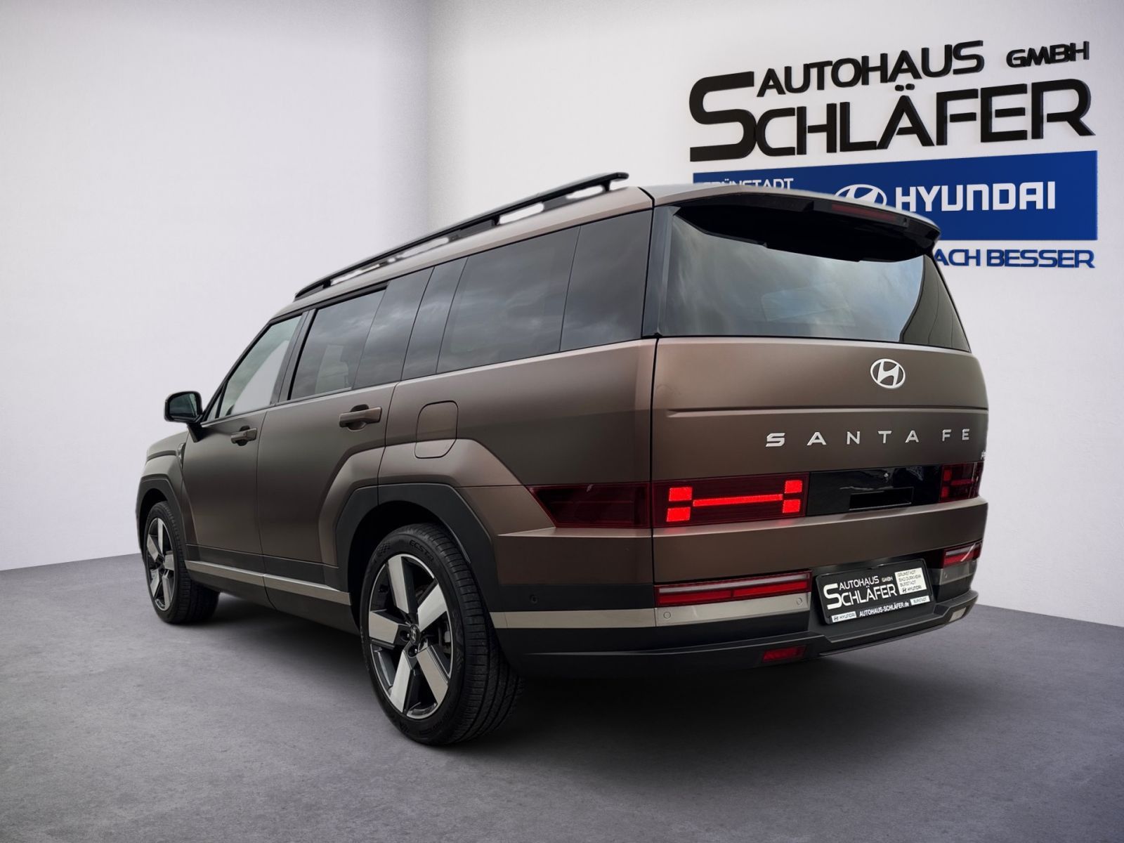 Fahrzeugabbildung Hyundai SANTA FE 1.6T-GDI Signature Plug-In H. 4WD