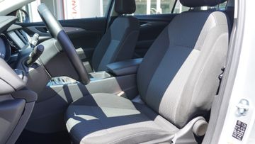 Opel Insignia - 9