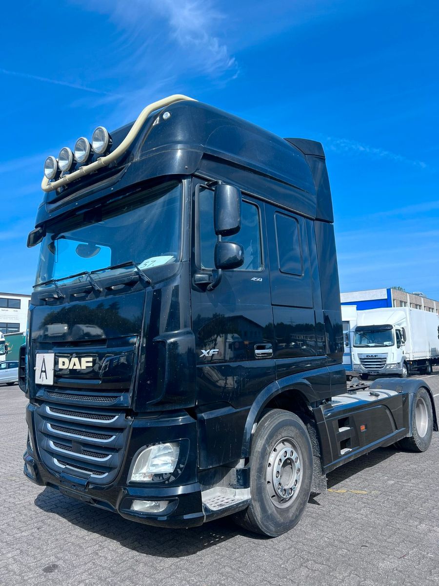 Fahrzeugabbildung DAF 2 Stück XF 450 FT, SSC, Hydr.