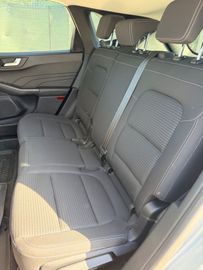Ford Kuga - 7