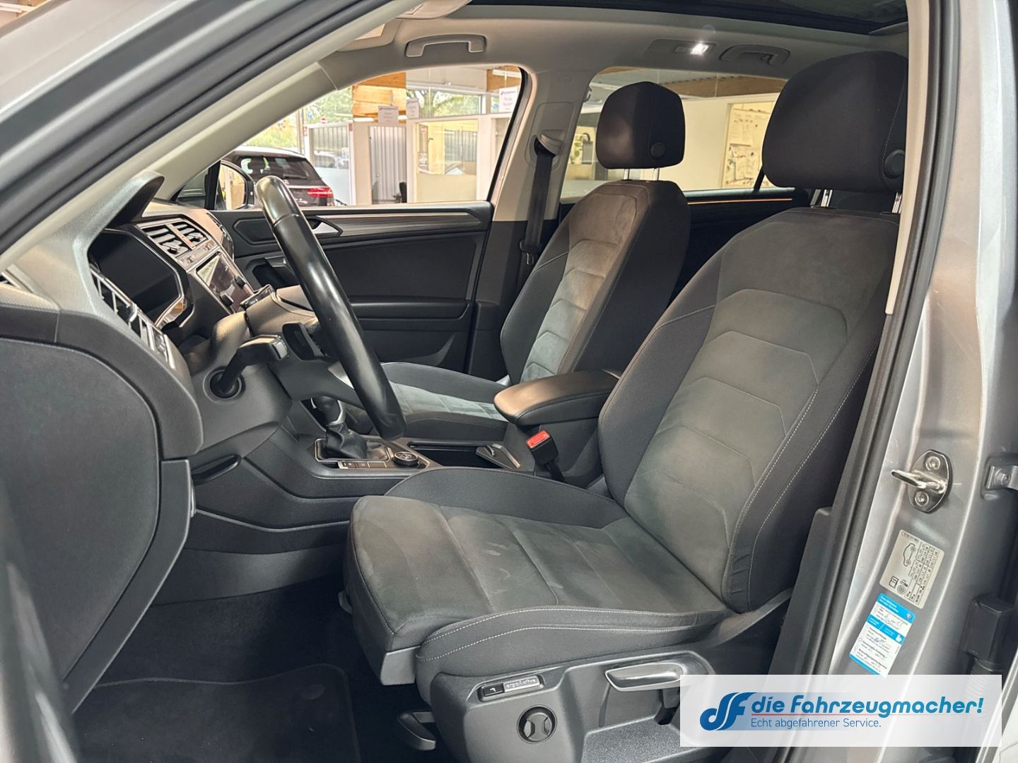 Fahrzeugabbildung Volkswagen Tiguan Allspace Elegance 4Motion 2.0 TDI   *EXPO