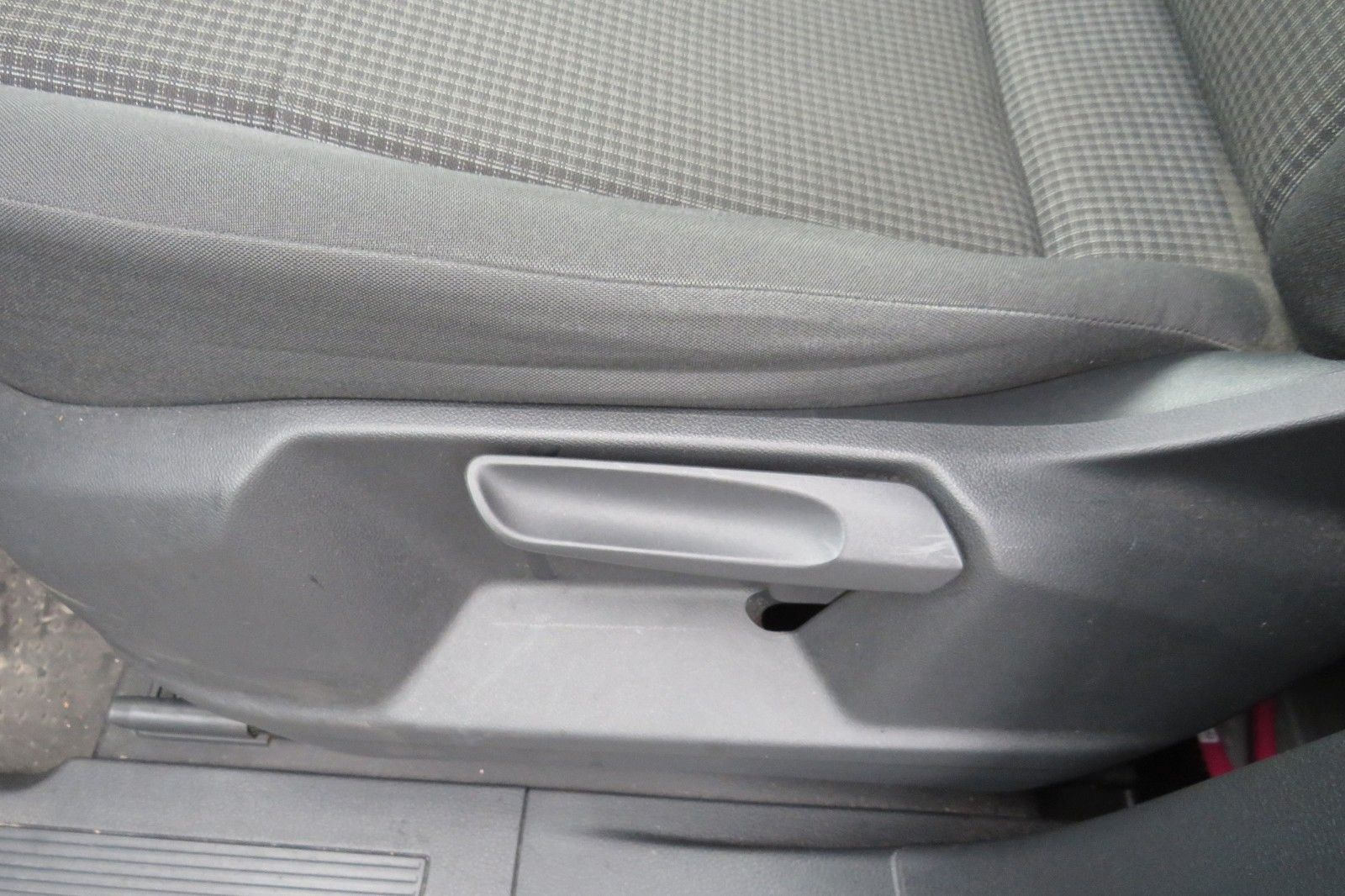 Fahrzeugabbildung Volkswagen Caddy Cargo Maxi TDI FLÜGEL SITZH. TELVOR PDC 1H