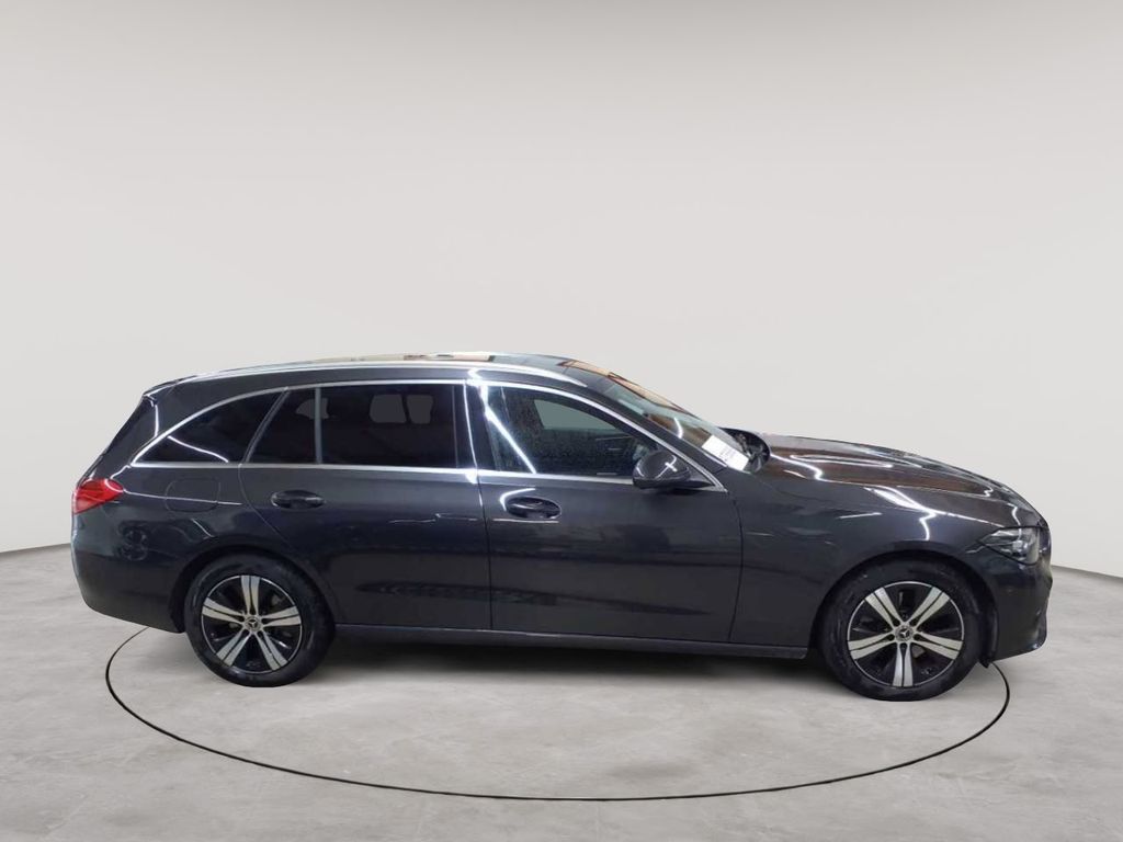 Mercedes-Benz C 220 — fotografia 3