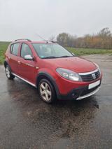 Dacia Sandero Stepway 1. Hand - Dacia Sandero aus 2011: Stepway