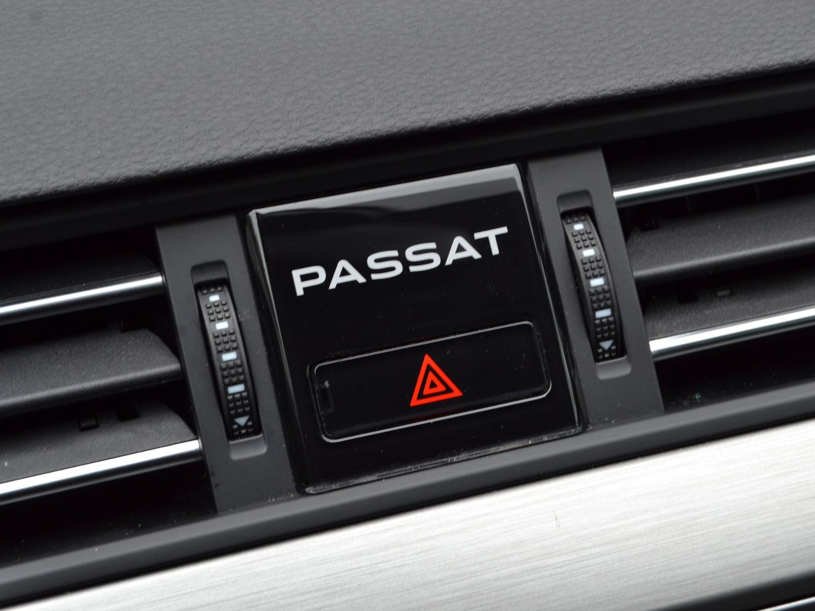 Passat Variant 2.0 TDI AHK/LED/NAVI+VZE/BUSINESS