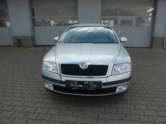 Skoda Octavia Combi Ambiente II Hand,AHK,HU NEU